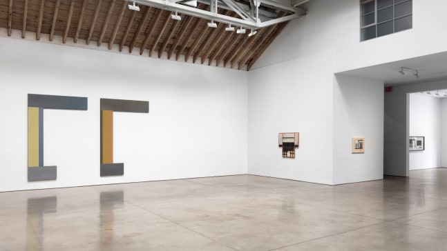 Installation view, David Novros, April 27 – June 30, 2017