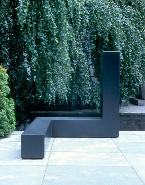 Tony Smith &quot;For V.T.&quot; 1969 Welded bronze 28&quot; x 84&quot; x 56&quot;