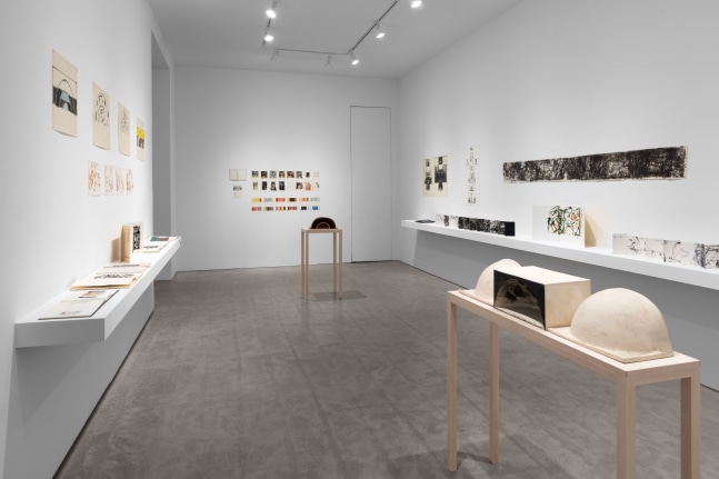 Installation view, Robert Grosvenor & David Novros, February 27 – April 10, 2021