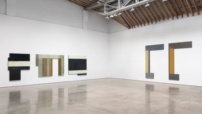 Installation view, David Novros, April 27 – June 30, 2017