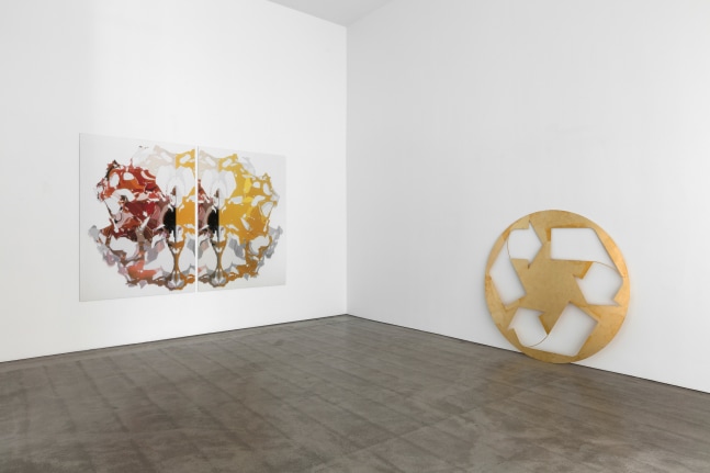 Installation view, Sam Durant, Liz Glynn, Walid Raad, Kelley Walker, Meg Webster, Non-Vicious Circle, July 8 – August 16, 2019