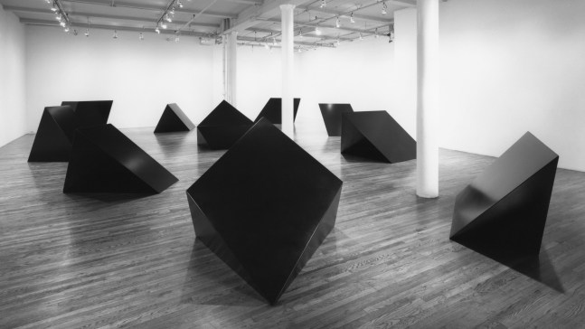 Installation view, Ten Elements, Paula Cooper Gallery, 155 Wooster Street, New York, March 2 - 30 1991. © 2025 Tony Smith / Artists Rights Society (ARS), New York. Courtesy Paula Cooper Gallery, New York. Photo: Geoffrey Clements
