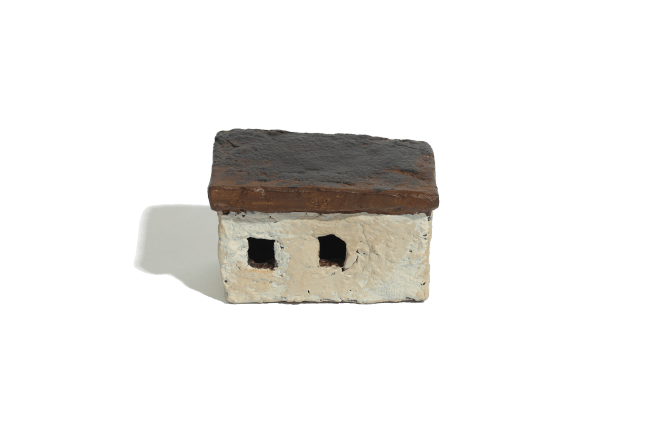 From the series Small Sculptures (House with flat roof)

2022

Cast bronze, paint

5 x 7.5 x 4 cm / 1.9 x 2.9 x 1.5 in

Ed. of 3