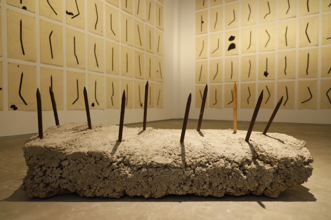 Fossils of Force (Road Block)
Concrete, iron, 22K solid gold
21 x 50 x 21 inches (53.3 x 127 x 53.3 cm)