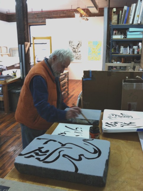 Mark di Suvero drawing on a lithographic stone, Jungle Press, 2012.