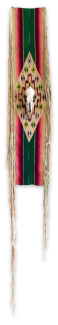 Kelly Tapia-Chuning

what was lost, found (lo que se perdi&amp;oacute;, se encontr&amp;oacute;), 2023

dismantled serape (Mexican blanket), found coyote skull from Utah, copper nails

80 x 11 x 3 in.
203.2 x 27.9 x 7.6 cm.

(TAPI003)