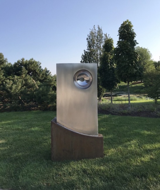Eye
Stainless steel and corten steel
3&amp;#39; x 6&amp;#39; x 2&amp;#39;
2020
