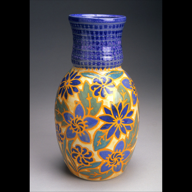 Summerflower Vase

Stoneware Clay

20&amp;quot; x 9&amp;quot; x 9&amp;quot;