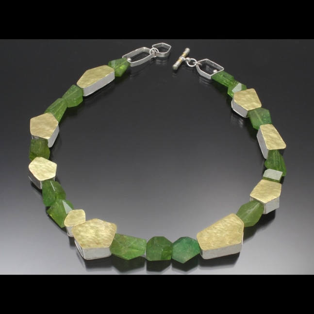 Green Garnet Necklace
sterling silver, 18kt. gold, sterling silver &amp;amp; 18kt bi-metal, &amp;amp; green garnet. Forged, hammered and hand fabricated.
0.625&amp;quot; x 17&amp;quot;
2018