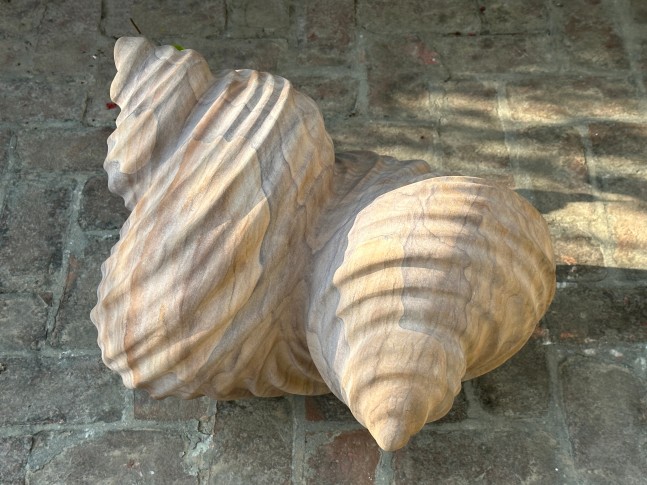 Here and there&amp;nbsp;| 2022
Sandstone
23&amp;Prime; x 21&amp;Prime; x 22&amp;Prime;&amp;nbsp;
TG 4568