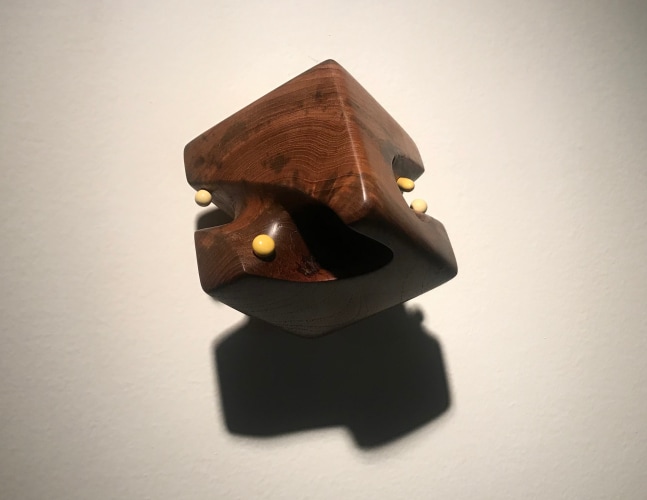 A little bit of tilt, 2019
Teak wood and lacquered wood
6″ x 6″ x 6″