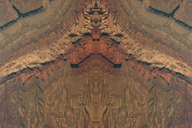 Divine2017, 2007
C Print
15 3/4" x 23 1/2"