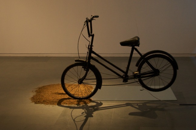 Sequence and Change, 1994
Bicycle, Electric Motor, Mirror and Mud