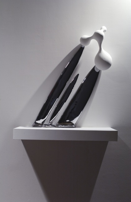 Alwar Balasubramaniam
Untitled,&amp;nbsp;2004
Fiberglass, chrome plated bronze
30&amp;Prime; x 20&amp;Prime; x 10&amp;Prime;