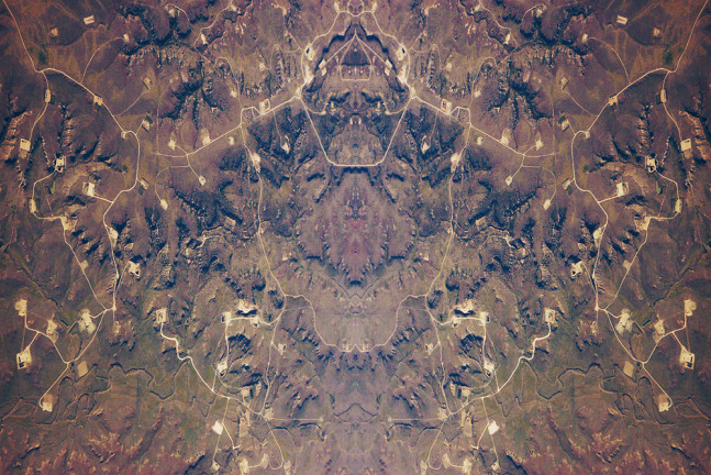 Divine1588, 2007
C Print
15 3/4" x 23 1/2"