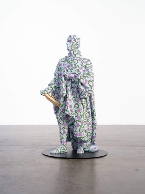 Yinka Shonibare CBE RA

Decolonised Structures (Pitt), 2022

Fibreglass sculpture, hand-painted with Dutch wax pattern on a wooden plinth

Pitt: 148.5 x 61 x 59 cm (58.5 x 24 x 23.2 in.)

Unique

&amp;nbsp;

Enquire