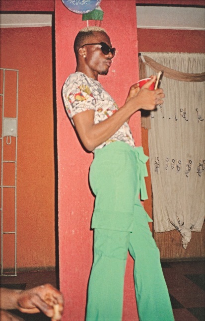 Sabelo Mlangeni

Toby, 2019

Digital ultrachrome archival print

Work: 37.3 x 25 x 3.5 cm / 14.68 x 9.8 x 1.37 in

Paper: 30 x 40 cm / 11.81 x 15.74 in

Edition of 7

Enquire