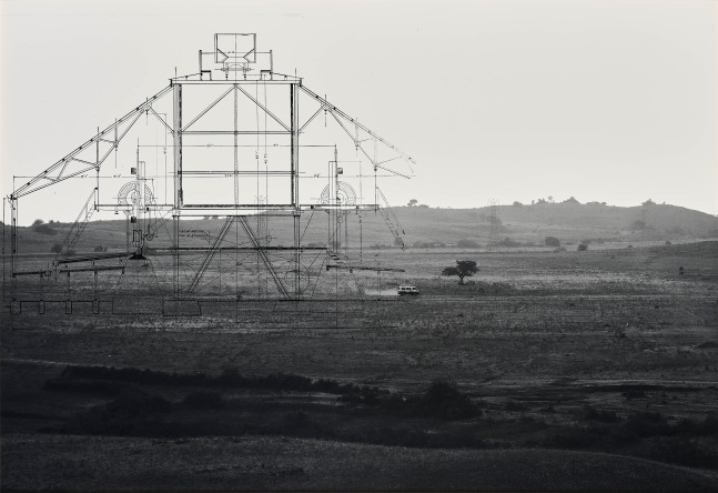 Abraham Onoriode Oghobase

Metallurgical Practice: Landscape 01, 2019

Inkjet print on fibre paper

Work: 61 x 86.4 cm / 24 x 34 in

Edition of 1

Enquire