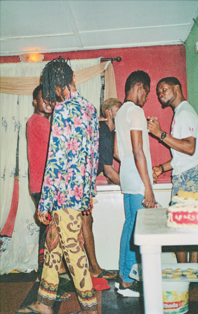 Sabelo Mlangeni

Chef Anthony, Thom, Ruby, Nonso, 2019

Digital ultrachrome archival print

Work: 30 x 40 x 3.5 cm / 11.8 x 15.74 x 1.37 in

Edition of 7

Enquire