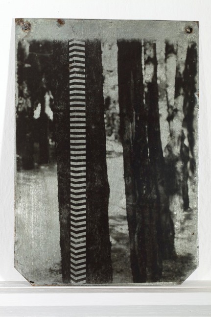 Jeremy Wafer

In collaboration with Colleen Wafer Marker, Civitella Ranieri, 2002, 2014

Photoemulsion on galvanised steel

Work: 20 x 14 cm (7.9 x 5.5 in.)

Unique

Enquire