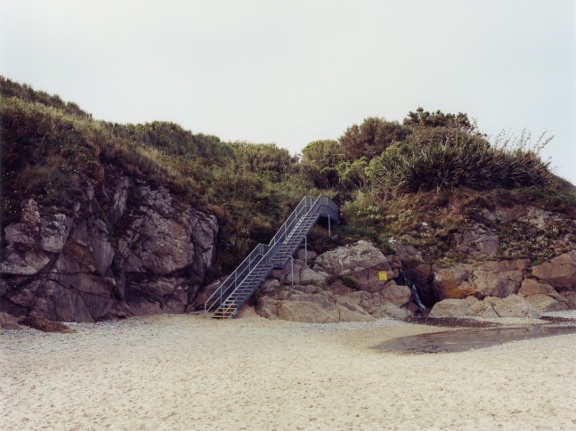 Stairway, 2020
hand-printed C-type print on archival photo paper, edition of 3 + 1AP
22.5 x 30.6 cm/ 8.9 x 12 in image size