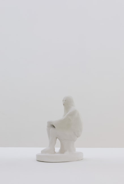 Andy Fitz
Ghosting,&amp;nbsp;2022
plaster, paper mache clay
25 x 18 x 13 cm /&amp;nbsp;9.8 x 7.1 x 5.1 in&amp;nbsp;