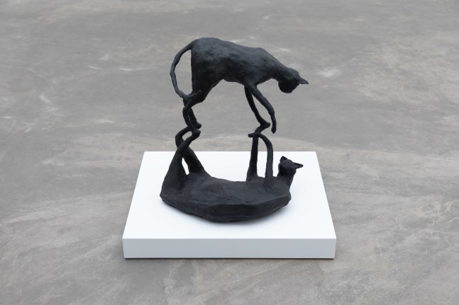 Andy Fitz&amp;nbsp;
Cats IV,&amp;nbsp;2021
wire, card, tape, plaster bandage, pigmented jesmonite
56 x 51 x 32 cm / 22 x 20.1 x 12.6 in&amp;nbsp;