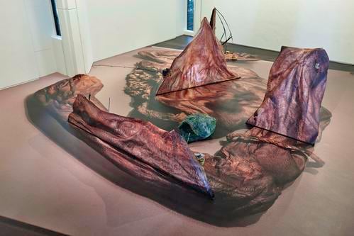 Sam Keogh
Four Fold, 2015
Douglas Hyde Gallery, Dublin, Ireland

&amp;nbsp;