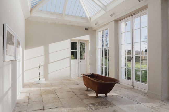 Dorothy Cross
Glance, 2017
New Art Centre, Roche Court, Salisbury, UK