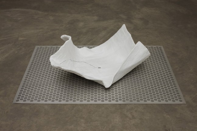 Aleana Egan&amp;nbsp;
daily air, 2013
stainless steel, plaster of Paris, wire, two elements
element one 0.2 x 95 x 135 cm / .1 x 37.4 x 53.1 in
element two 36 x 66 x 80 cm / 14.2 x 26 x 31.5 in

&amp;nbsp;