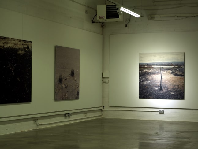 Paul Seawright
Anxious Landscapes: Paul Seawright 1988-2008, 2009
Golden Thread Gallery, Belfast, Northern Ireland