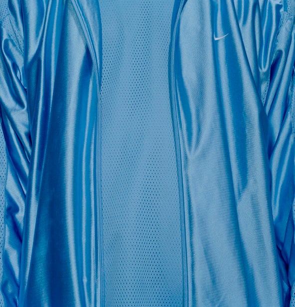 Untitled - Shiny Blue Nike Top, 2004

c print, ed. 1 of 5 (Crossing the Line series)

30 x 30 inches; 76.2 x 76.2 centimeters