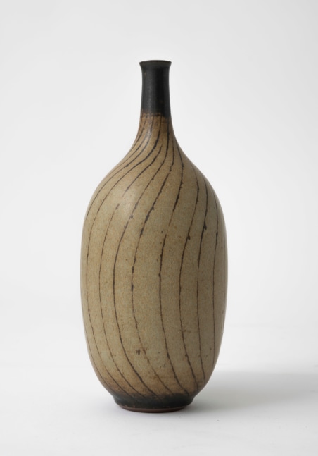 Harrison McIntosh (1914-2016) Bottle, 1985 glazed stoneware 10 x 4 inches; 25.4 x 10.2 centimeters LSFA# 15161
