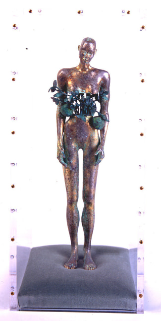 Figure with Apples, 1999

gold plated bronze and acrylic

17 x 7 1/2 x 8 1/2 inches; 43.2 x 19 x 21.6 centimeters