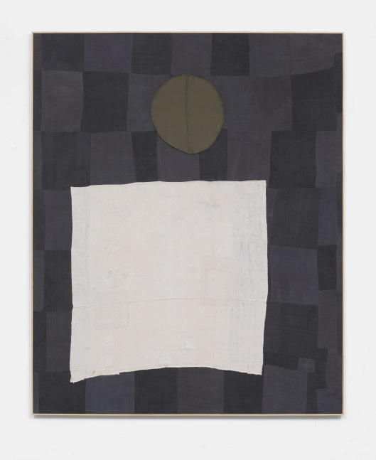 Lawrence Calver
Deflection, 2021
Dyed/Stitched linens
82.68h x 66.93w x 1.25d in
210h x 170w x 3.18d cm