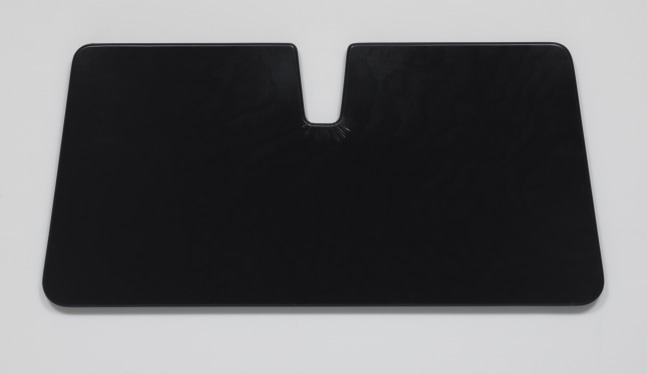 Dominic Samsworth
Sun visor, 2020
Black lycra on wooden shaped panel
26.77h x 58.66w x 1.18d in
68h x 149w x 3d cm