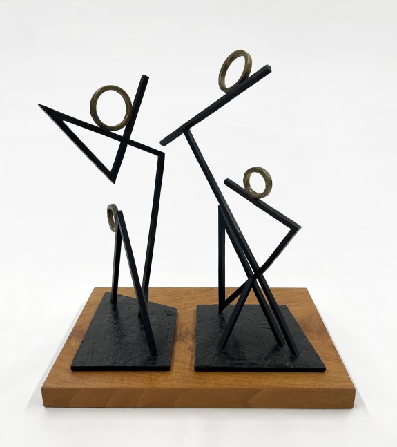 Duet, 1991
Bronze
14.25 x 14.25 x 7.38 in. (36.2 x 36.2 x 18.7 cm)
ROT-1036-C