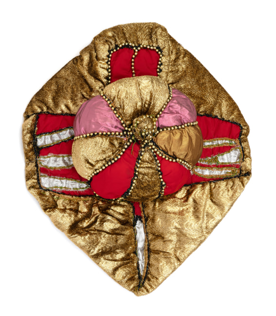 Title Unknown
Fabric, beads, yarn, thread
27 x 22 x 5.25 in. (68.6 x 55.9 x 13.3 cm)
TScot-1089-C
© The Estate of Elizabeth Talford Scott at Goya Contemporary / TALP
