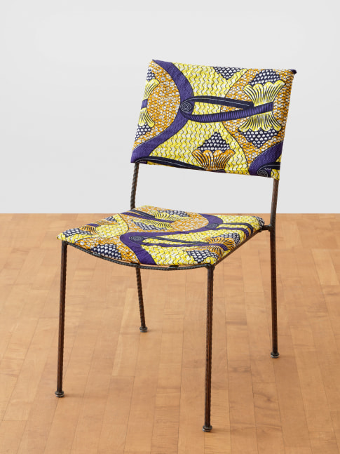 Stuhl

ca. 1996

Rebar, wood, foam, cotton (african fabrics)

Open edition

84 x 44 x 43 cm / 33 1/8 x 17 3/8 x 16 7/8 in

&amp;copy; Archiv Franz West &amp;copy; Estate Franz West