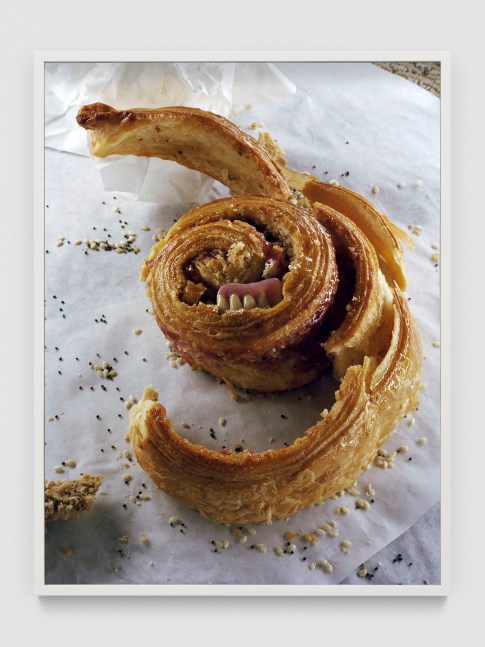 Cinnamon Roll

2015

C-Print on aluminum; framed

Image 105 x 80 cm / 41 3/8 x 31 1/2 in

Frame 107.5 x 83.5 x 3.5 cm / 42 3/8 x 32 7/8 x 1 3/8 in

&amp;copy; Torbj&amp;oslash;rn R&amp;oslash;dland