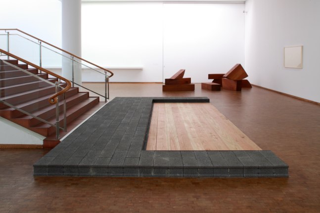 Installation view of sculpture by Oscar Tuazon