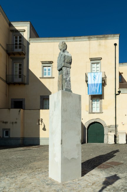 Installation view, Ugo Rondinone, the first, Panorama Pozzuoli, Napoli, 2025