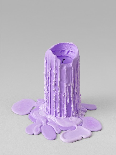 still.life. (light violet candle)

2013

Cast bronze, lead, paint

Unique

17 x 22 x 19.5 cm / 6 5/8 x 8 5/8 x 7 5/8 in

&amp;copy; Ugo Rondinone