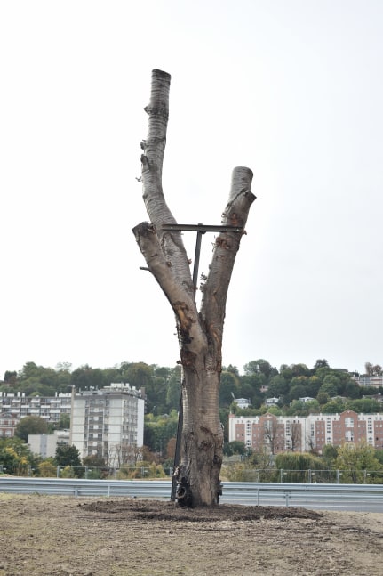 Installation view of sculpture by Oscar Tuazon
