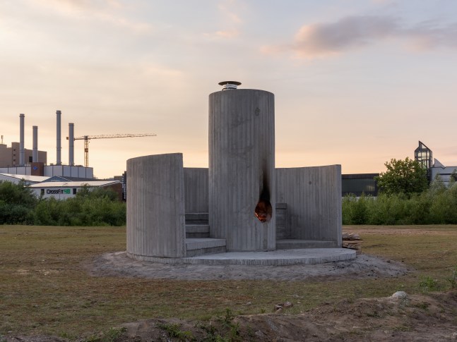 Installation view of sculpture by Oscar Tuazon