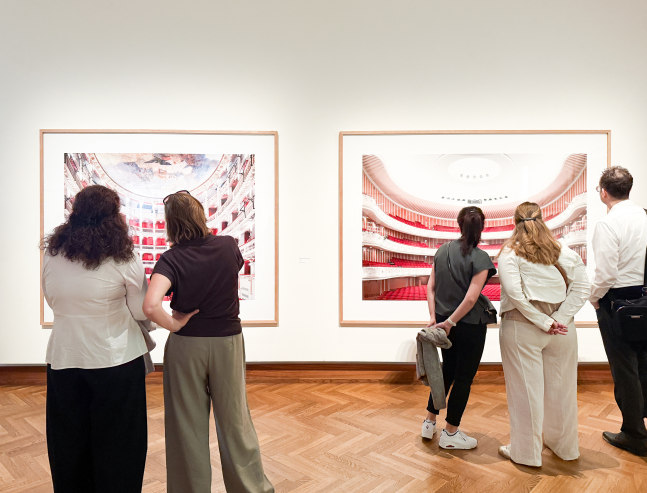 Installation view, Candida H&amp;ouml;fer, Fotografien, Hessisches Landesmuseum, Darmstadt, 2025