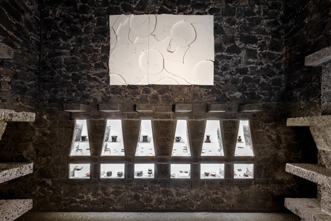 Installation view, Wyatt Kahn, Fantasmas, Museo Anahuacalli, Mexico City, 2024