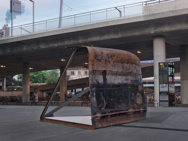 Installation view of sculpture by Oscar Tuazon