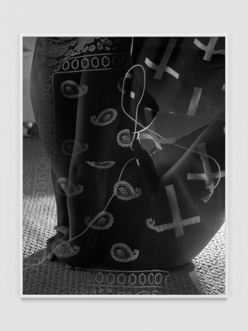 Painbody no. 1

2015-2018

Silver gelatin print; framed

Image 140 x 110 cm / 55 1/8 x 43 1/4 in

Frame 142.5 x 112 cm / 56 1/8 x 44 1/8 in

&amp;copy; Torbj&amp;oslash;rn R&amp;oslash;dland