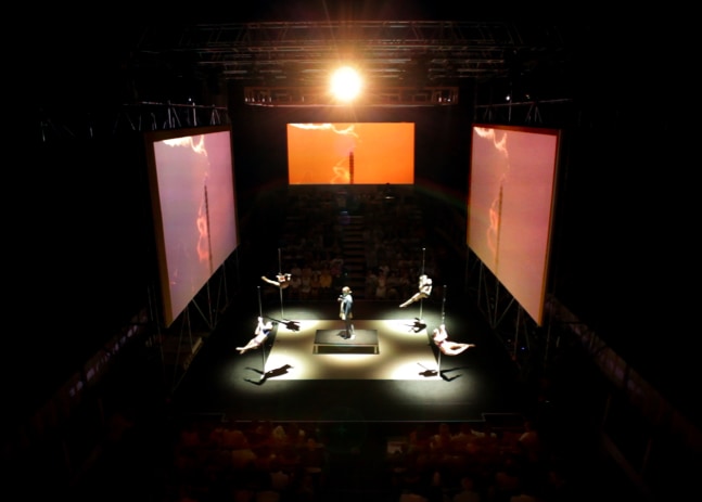 Image of performance by Doug Aitken